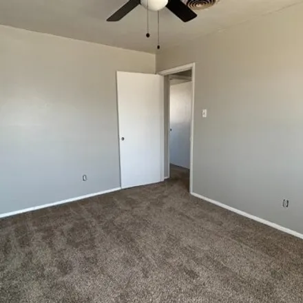 Image 6 - 6558 Avenue S, Lubbock, TX 79412, USA - Apartment for rent