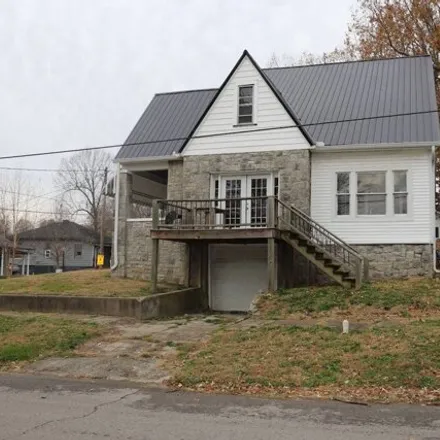Image 2 - 420 West 4th Street, Central City, KY 42330, USA - House for sale