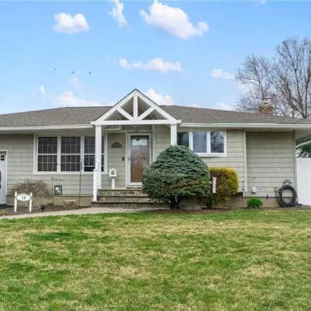 Buy this 3 bed house on 18 Marie Court in Commack, NY 11725