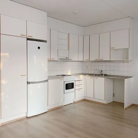 Rent this 2 bed apartment on Metsänkuninkaantie 12 in 90250 Oulu, Finland