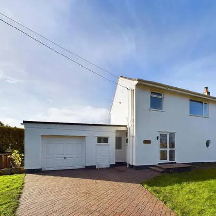 Buy this 4 bed house on Cornish Oven in Alexandra Road, Redruth