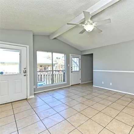 Image 4 - 528 Cutty Trail, Lakeway, TX 78734, USA - Apartment for rent