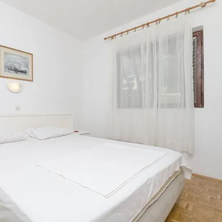Image 1 - 21465, Croatia - Apartment for rent