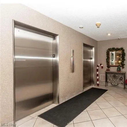 Image 5 - unnamed road, Lakewood, OH, USA - Condo for sale