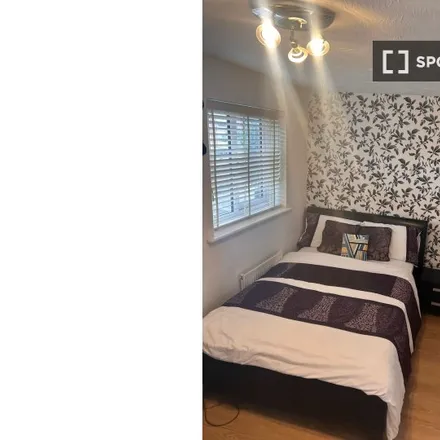 Rent this 4 bed room on Fishguard Way in London, E16 2RY
