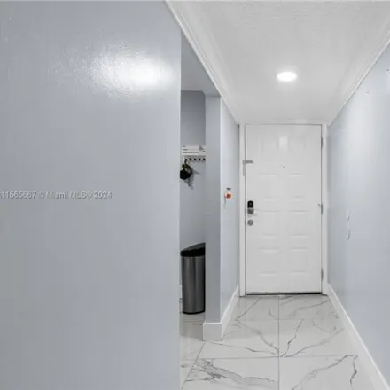 Image 9 - 17000 Northwest 67th Avenue, Miami-Dade County, FL 33015, USA - Condo for sale