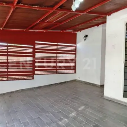 Rent this 2 bed house on Calle Mar Caribe in Colinas del Rey, 28979 Villa de Álvarez