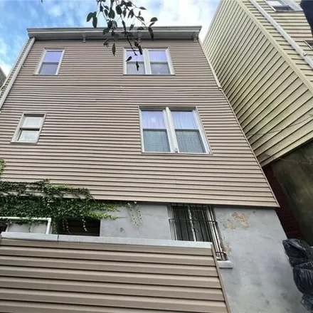 Image 3 - 38-12 31st Street, New York, NY 11101, USA - House for sale