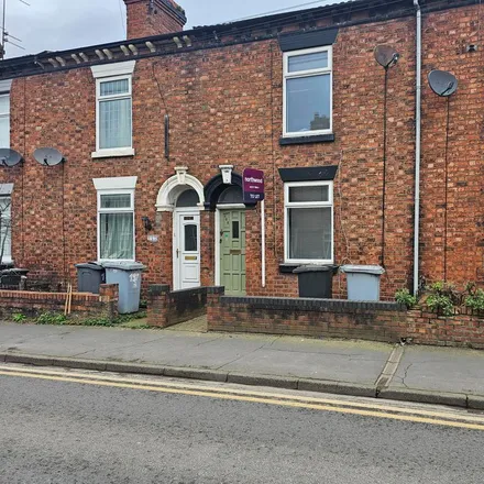 Image 1 - Hop Pole Crown Green Bowls Club, Wistaston Road, Crewe, CW2 7RB, United Kingdom - Townhouse for rent