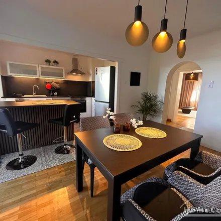 Rent this 3 bed apartment on LSG Deutschmühlenweiher mit Mockental in Ehrental und Glockenwäldchen, Heinkelstraße