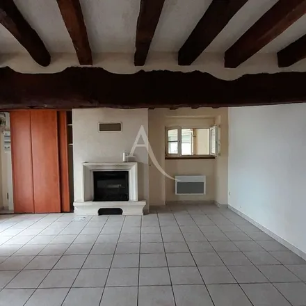 Rent this 3 bed apartment on 30 Rue Henri Bouriché in 49320 Brissac-Loire-Aubance, France