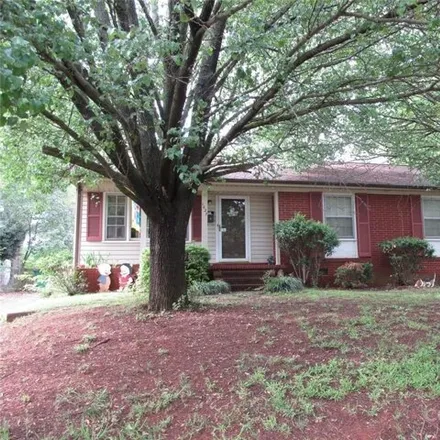 Rent this 3 bed house on 1675 Starbrook Drive in Charlotte, NC 28210