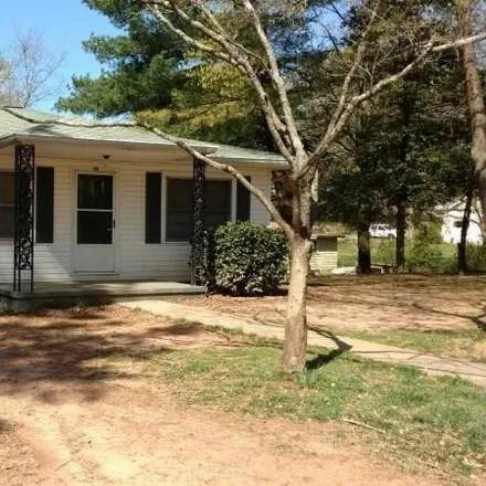 Buy this 2 bed house on 112 Ravan Street in Gainesville, GA 30504
