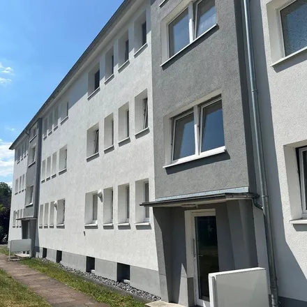 Rent this 3 bed apartment on Am Heidkämpken 4 in 33649 Bielefeld, Germany