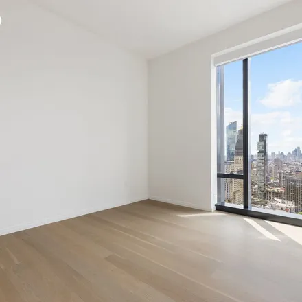 Rent this 2 bed apartment on 281 5th Avenue in New York, NY 10016