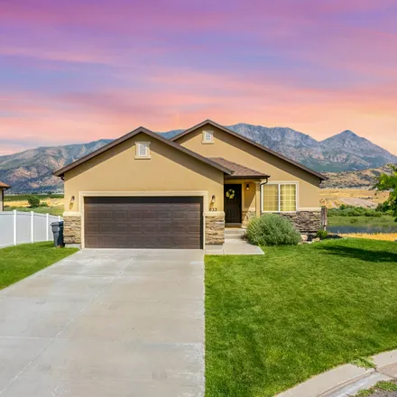 Buy this 3 bed house on 633 Little Rock Drive in Santaquin, UT 84655