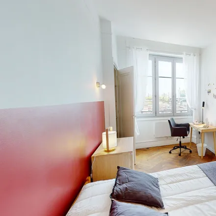 Image 2 - 3 Quai Perrache - Room for rent
