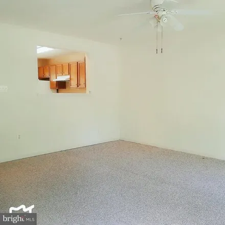 Image 6 - 212-204 Poplar Spring Road, Rockville, MD 20880, USA - Townhouse for rent