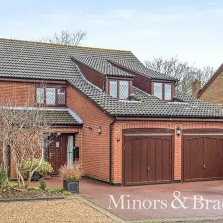 Buy this 5 bed house on 7 Woodgate in Cringleford, NR4 6XT