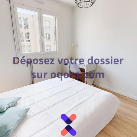 Rent this 3 bed apartment on 2 Rue des Charmettes in 69006 Lyon, France