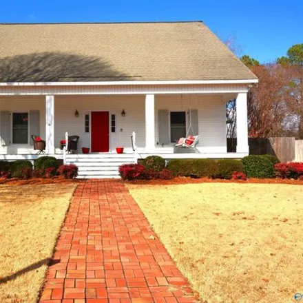 Buy this 3 bed house on 2454 Somerset Court Southeast in Decatur, AL 35601