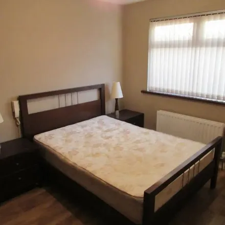 Rent this 2 bed duplex on Pines Close in Lurgan, BT66 7DE