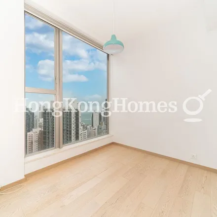 Image 5 - China, Hong Kong, Hong Kong Island, Sai Ying Pun, Hing Hon Road, Tower 1 - Apartment for rent