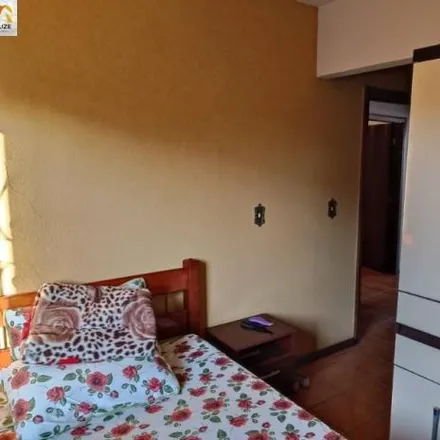 Buy this 4 bed house on Rua George Marcelino in Vivi Xavier, Londrina - PR