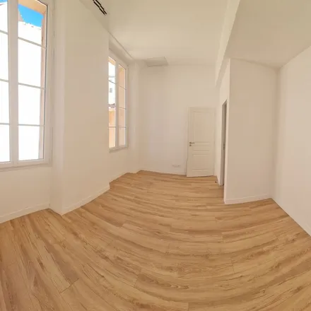 Rent this 3 bed apartment on 8 Rue Bonnefoy in 13006 Marseille, France