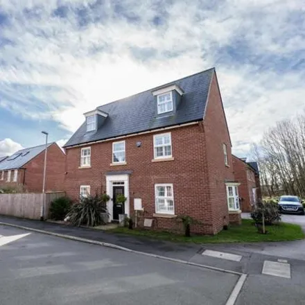 Buy this 5 bed house on Woodsley View in Leeds, LS16 8FQ