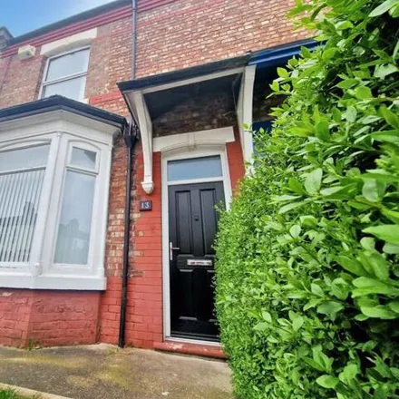 Rent this 3 bed townhouse on Balmoral Terrace in Stockton-on-Tees, TS18 4DF