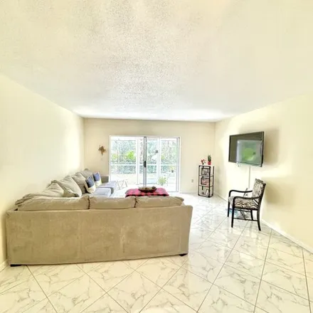 Buy this 2 bed condo on The Boca Raton Golf Club in Southeast 3rd Street, Boca Raton
