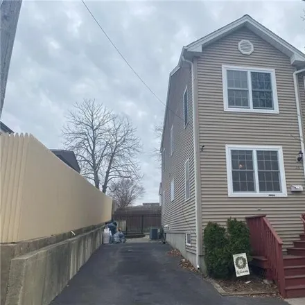 Rent this 3 bed townhouse on 34 Grafton Street in Providence, RI 02904
