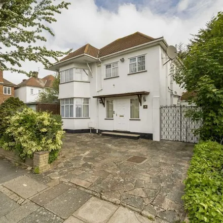 Rent this 4 bed apartment on Alderton Crescent in London, NW4 3XU