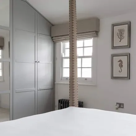 Rent this 3 bed apartment on London in SW3 2NG, United Kingdom