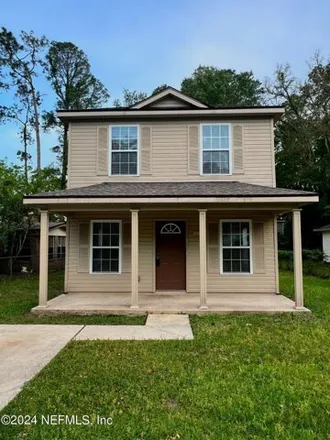Rent this 3 bed house on Lewis Memorial African Methodist Episcopal Church in Talladega Road, Royal Terrace