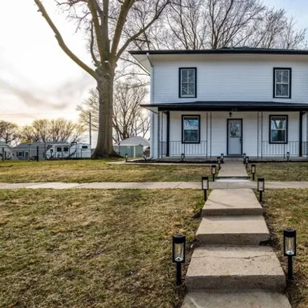 Buy this 5 bed house on West Taylor Street in Avoca, Pottawattamie County