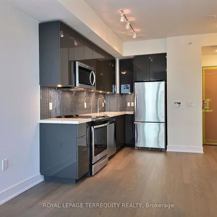 Image 7 - Eau du Soleil, 2183 Lake Shore Boulevard West, Toronto, ON M8V 1A2, Canada - Apartment for rent