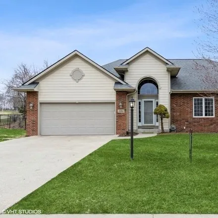 Image 1 - 2297 Pembrokeshire Drive, Coralville, IA 52241, USA - House for sale