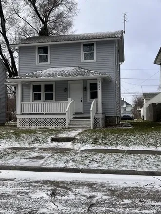Buy this 2 bed house on 2922 Plaza Drive in Fort Wayne, IN 46806