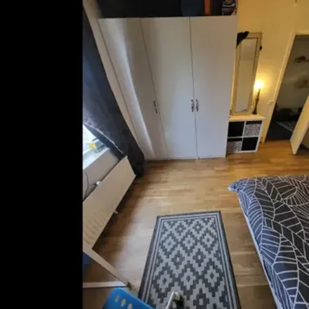 Rent this 1 bed room on Höstvädersgatan 35 in 418 33 Göteborg, Sweden