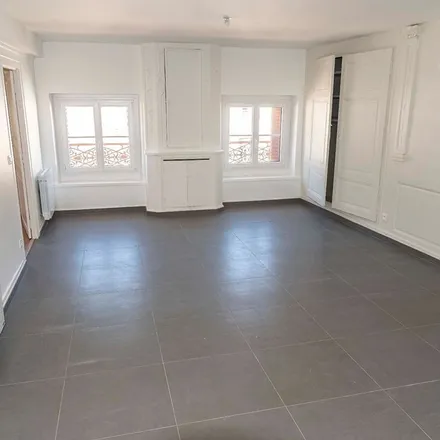 Image 7 - 17 Rue de l'Hôtel de Ville, 01130 Nantua, France - Apartment for rent