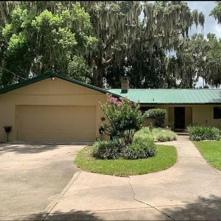 Buy this 4 bed house on 13191 Ocala Road in Ocklawaha, Marion County