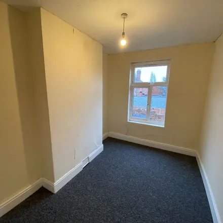 Image 9 - Park Road, Dixons Green, DY2 9BZ, United Kingdom - Apartment for rent