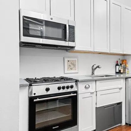Image 5 - 114 Ridge St Ph 2, New York, 10002 - Apartment for rent