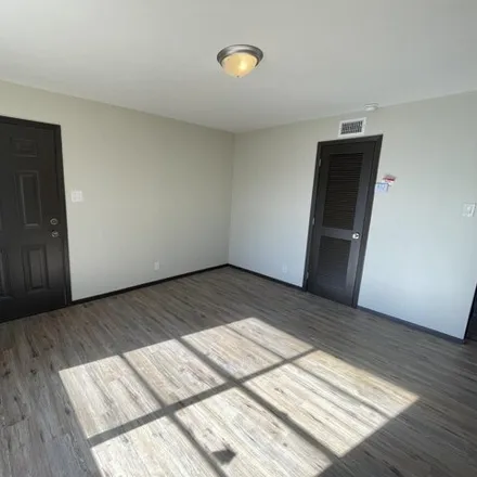 Image 4 - 4167 Cedar Avenue, Laredo, TX 78041, USA - Apartment for rent
