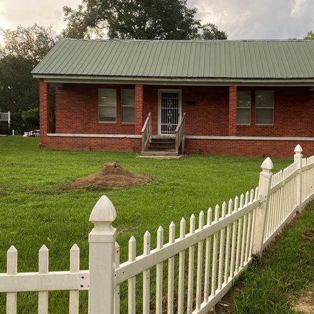 Rent this 3 bed house on 601 Mill Street in Ellisville, Jones County