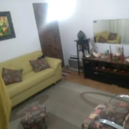 Buy this 2 bed house on Rua Abacateiro in Parque Continental II, Guarulhos - SP