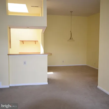 Image 7 - Kingstowne Thompson Center, 6090 Kingstowne Village Parkway, Franconia, VA 22315, USA - Apartment for rent