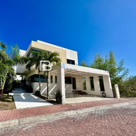 Image 4 - Avenida Paraíso, Isla Dorada, 75500 Cancún, ROO, Mexico - House for sale
